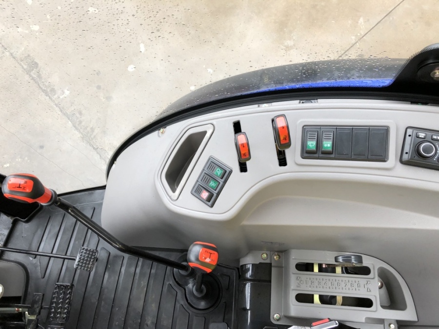Трактор Lovol TD-1104C (Generation III) с кондиционером