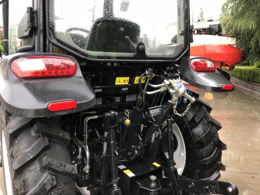 Трактор Lovol TD-1104C (Generation III) с кондиционером